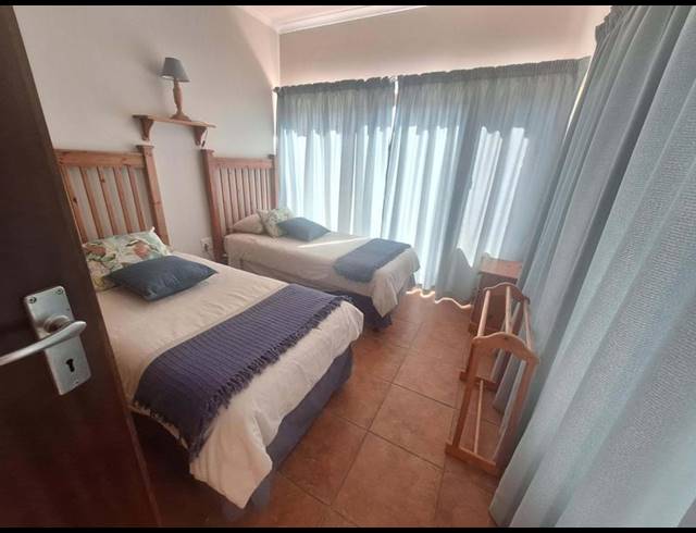 3 BEDROOM HOUSE FOR SALE IN ISLAND VIEW